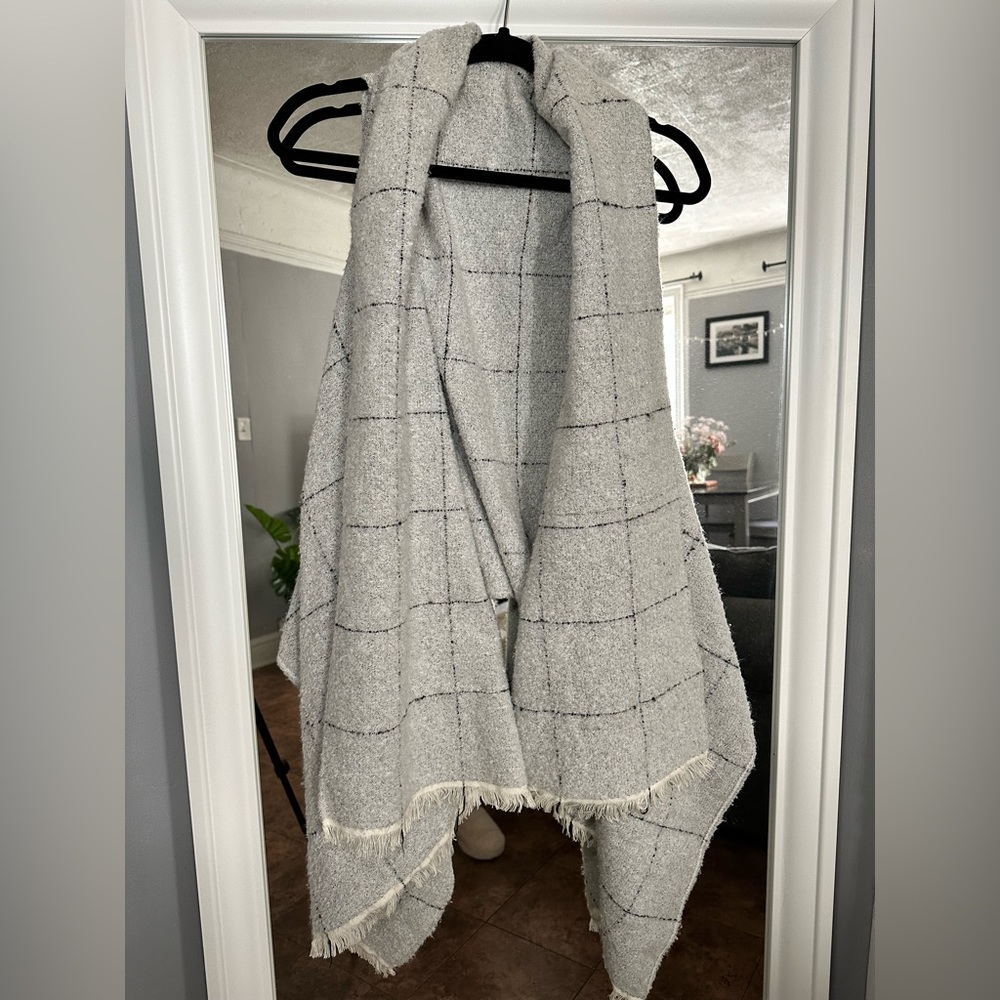 EXPRESS Scarf/Vest